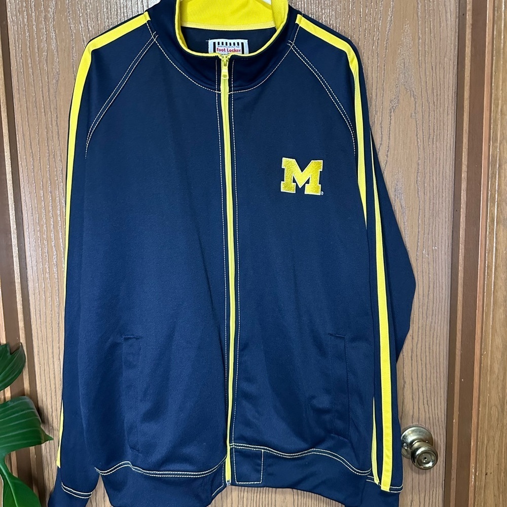 Michigan Wolverines Jacket Mens 2XL Blue Yellow Full Zip Track Foot Locker